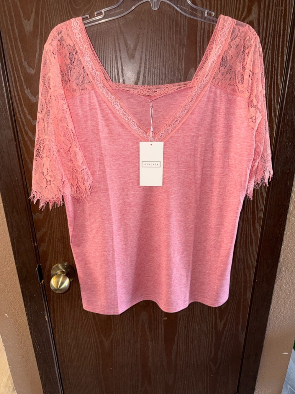 Ninexis Lace-Sleeve Pink V-Neck Shirt